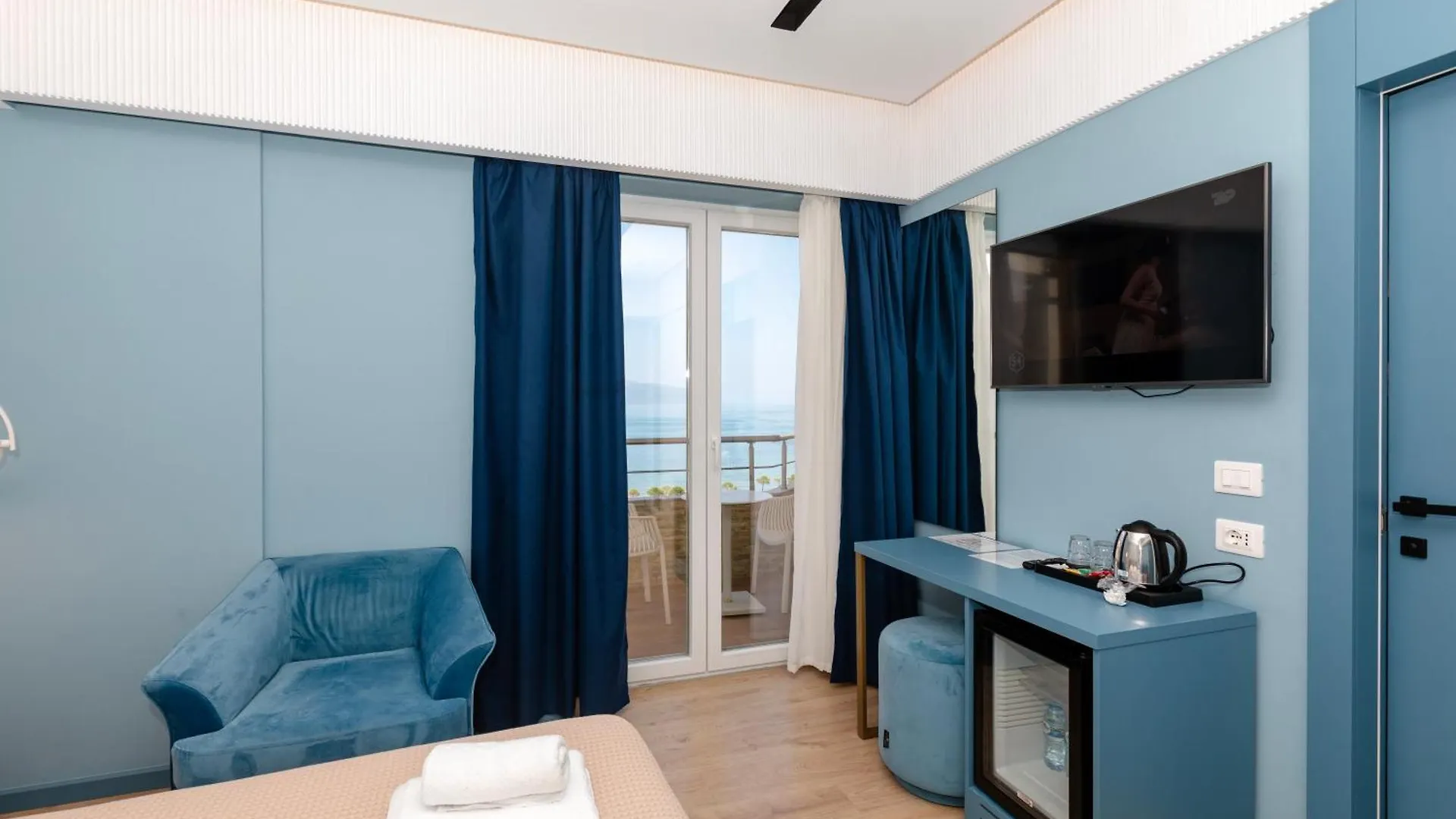 Imperial Visar Rooms Vlorë 0*,