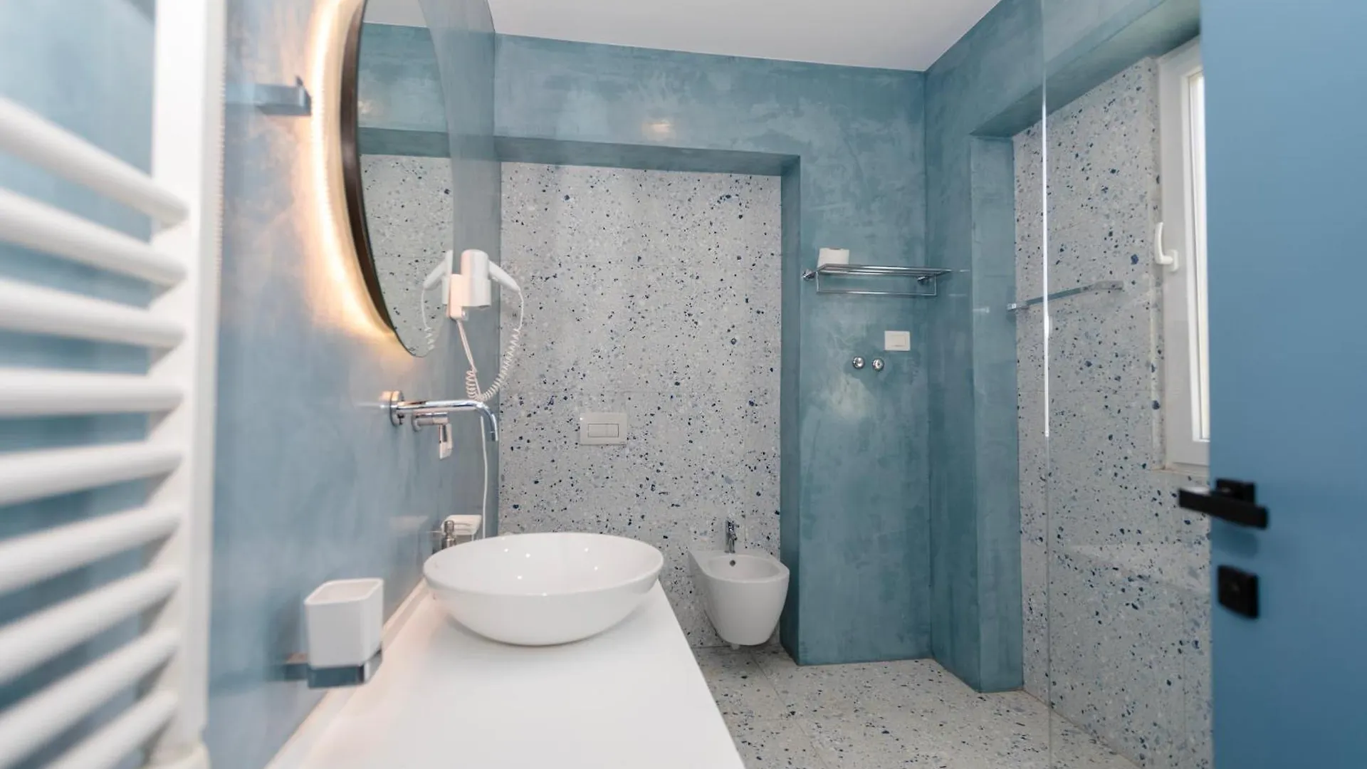 Imperial Visar Rooms Vlorë Albânia