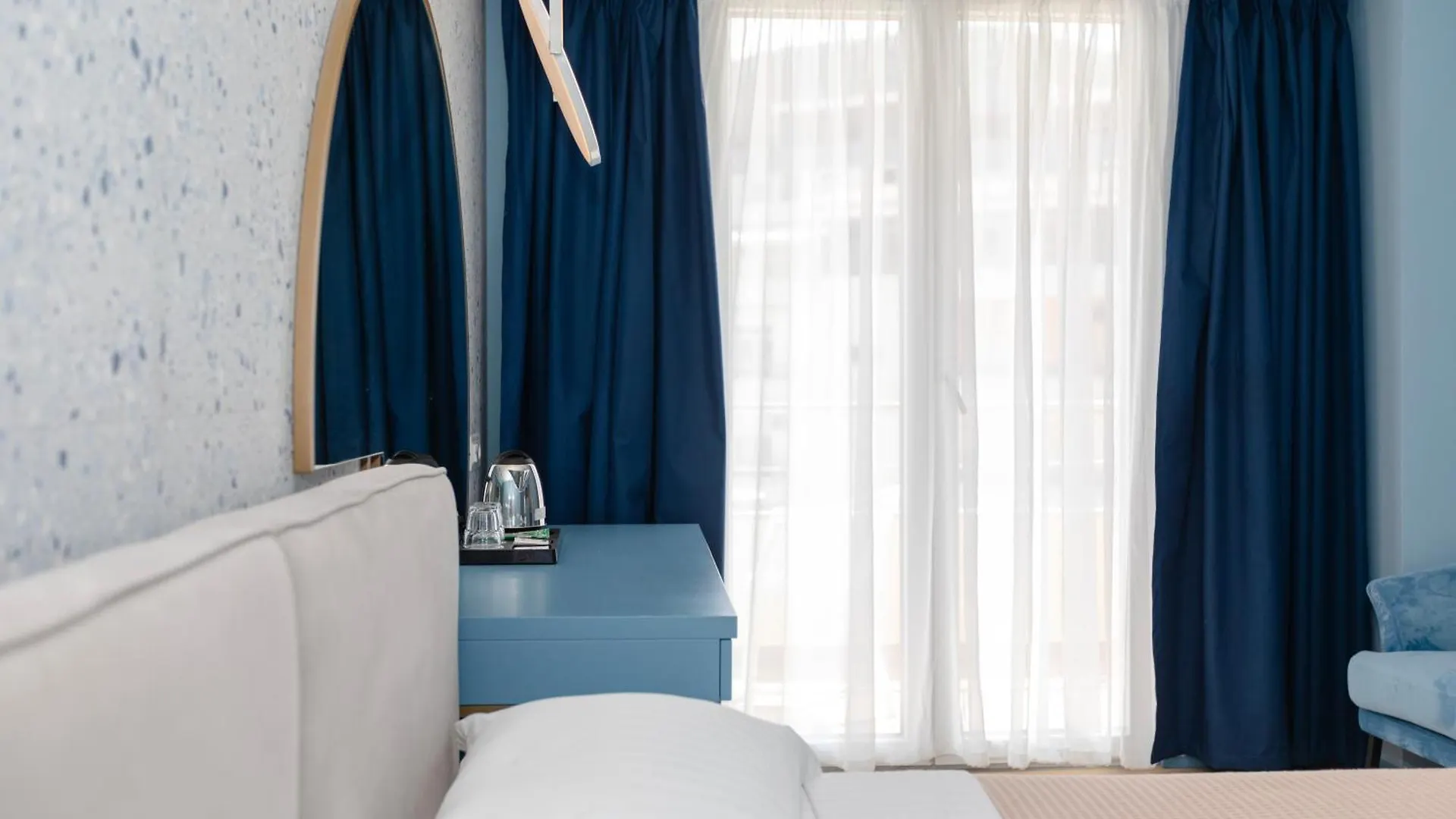 Alojamento de Acomodação e Pequeno-almoço Imperial Visar Rooms Vlorë